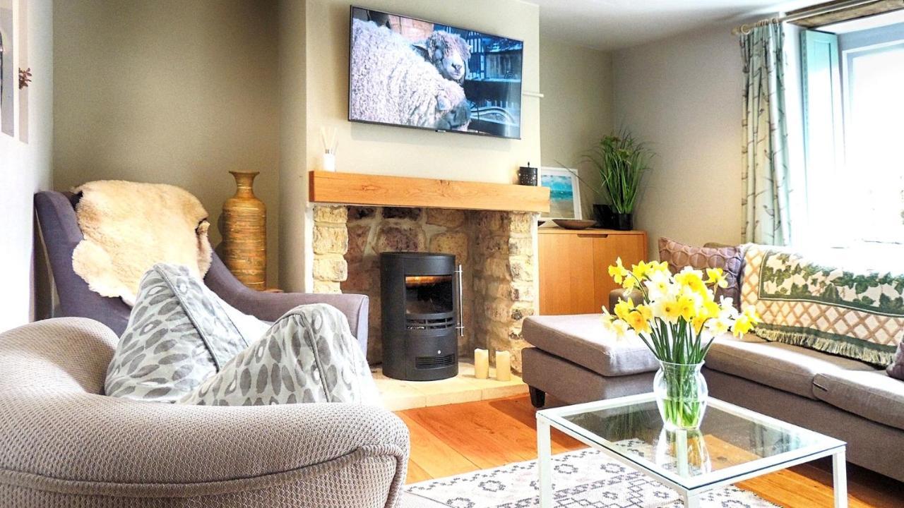 Woodbine Cottage Bourton-on-the-Water Exterior photo